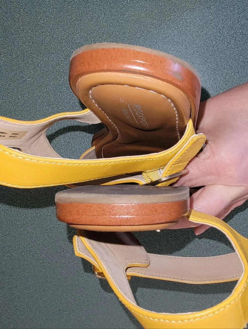 Rockport Total Motion Yellow Leather Sandals Size 8.5